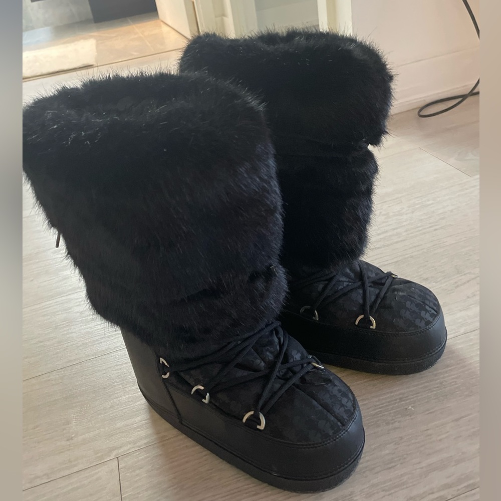 Fur KL Moon Boots Size 38-40
